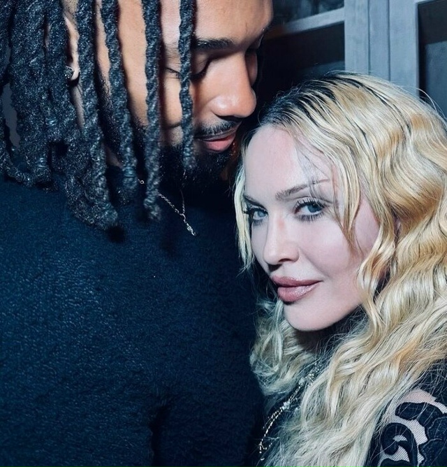 Мадонна, которой 67 лет, выходит замуж за 29-летнего бойф?...