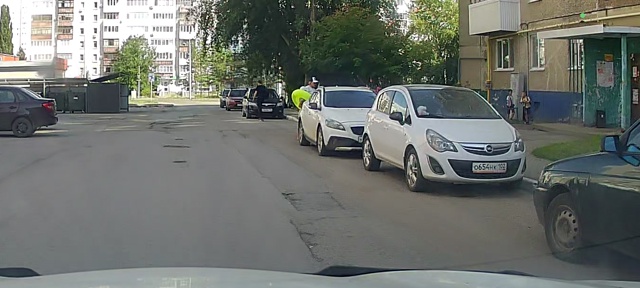 Мальчик ,нет у меня денег .