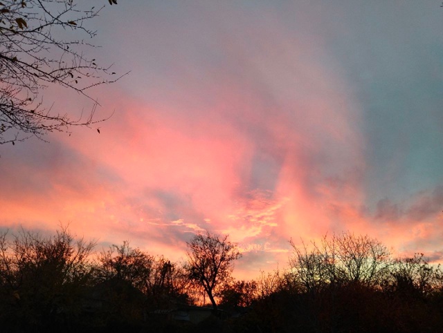 Сегодняшний закат от наших подписчиков 🌆