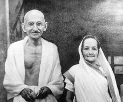 Когда Кастурба, жена Махатмы Ганди с которой он прожил ...