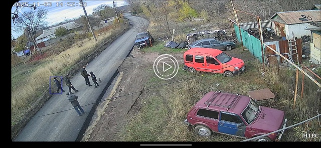 Ребята которые в районе 10 школы забрали котёнка прось...