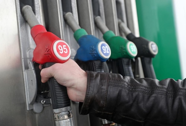 В Башкирии вновь подорожал бензин.
На АЗС «Башнефти» в...