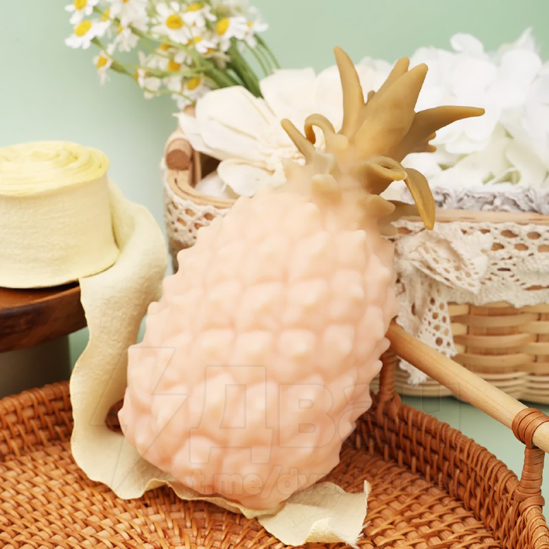 На российские маркетплейсы завезли мастурбатор в виде… ананаса
Продавец обещает, что эта игрушка по