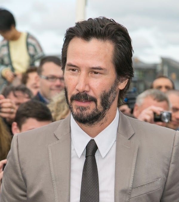 «Видите людей позади меня? Они все бегут на работу, не о...