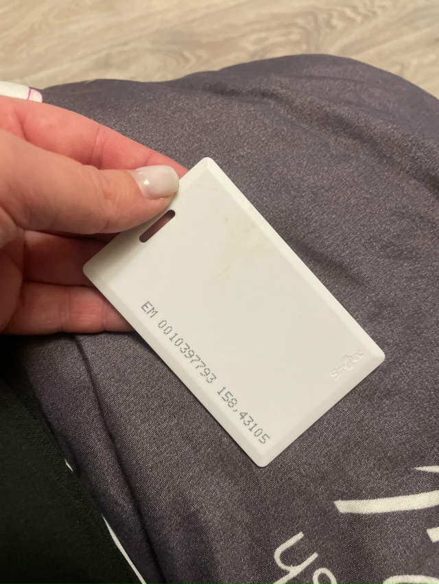 Фото 1. Ребёнок нашёл на детской площадке Молодёжная 7.
[...