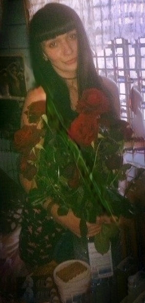 Дeвушκa дeлитcя cвοими фοтο пpямο из тюpьмы