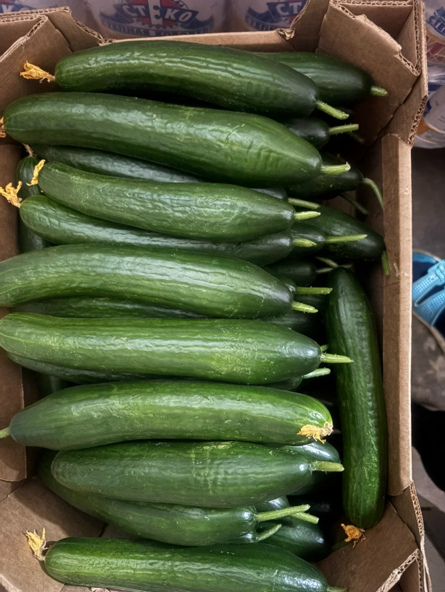 В магазине Горец свежее поступление Казы, утки Халяль, ...