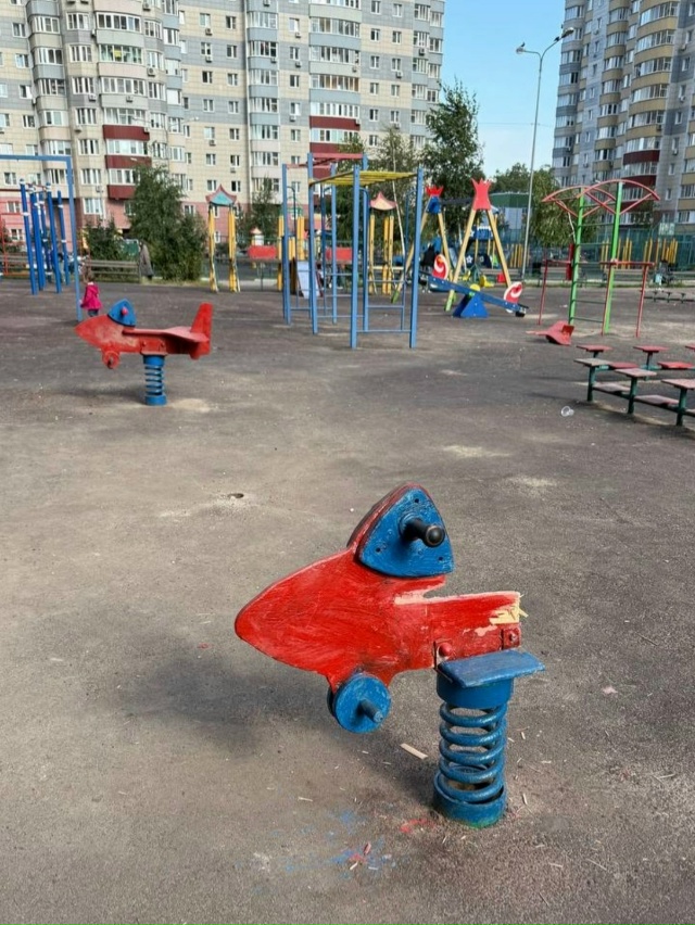 Район Новое Измайлово. Ук работать не хочет, платим беш...