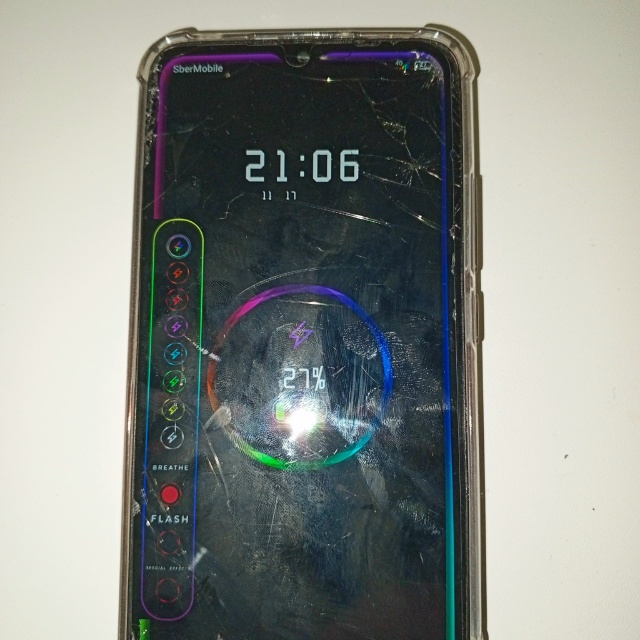 Найден телефон недалеко от вокзала [id87511481|пишите Игор?...