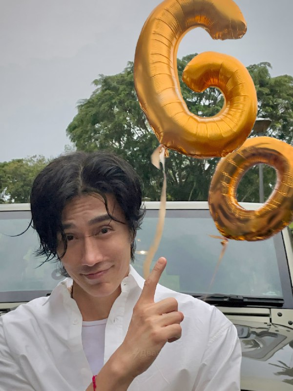 Сингапурец Чуандо Тан разорвал соцсети: ему почти 60 лет, а выглядит на 20. Он родился в 1966 году и