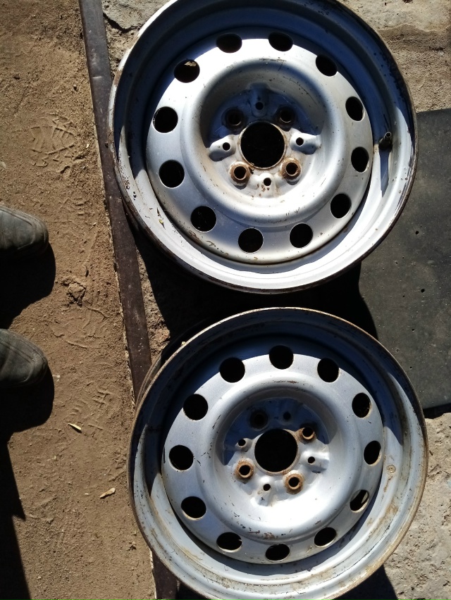 Продаю диски штампованные, без камерка, б /у, 2 на 14, 2 на 1...