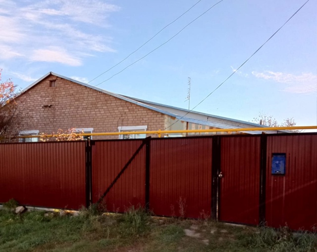 Продаем хороший дом в с. Добринка. У нас в поселке есть ?...