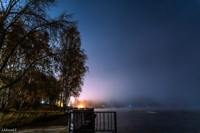 Туманная ночь.
Фото: Юрий Жарков