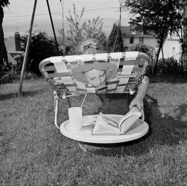 Pacкладушка для чтения книг, 1964 год.