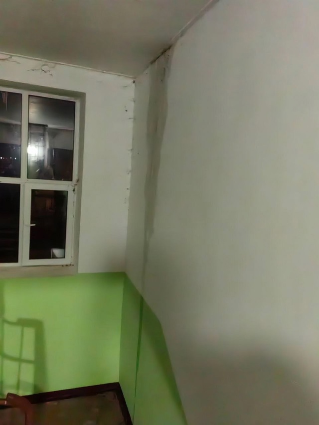 Идут дожди —текут ручьи
В 21 доме на Мелиораторов прот?...