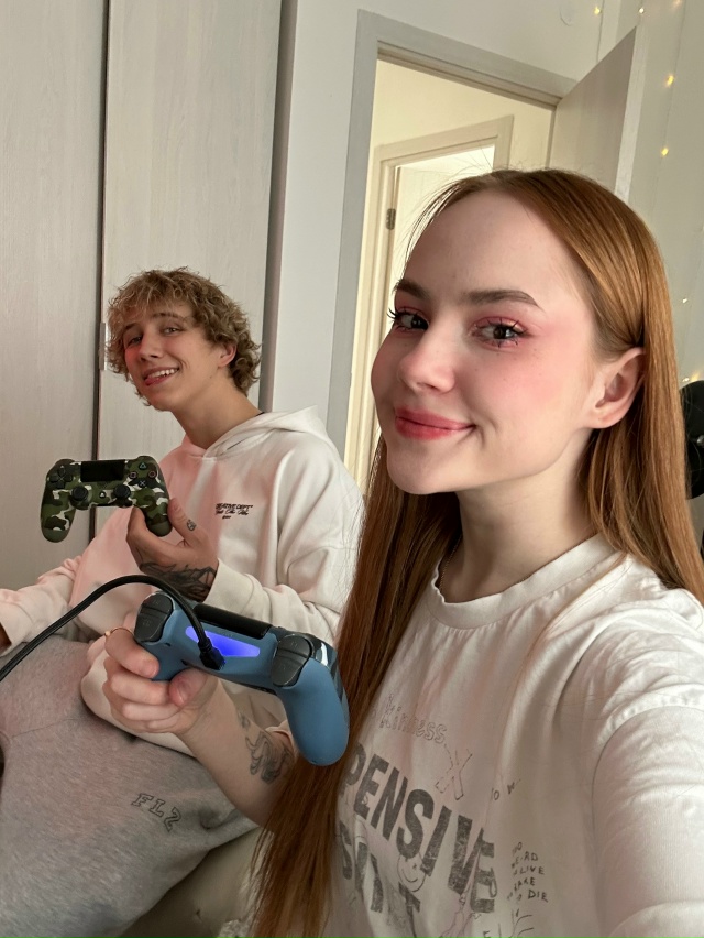 Чем занимаетесь ?