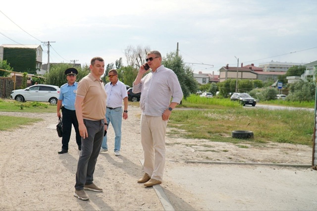 Сегодня состоялся очередной совместный рейд полиции и...