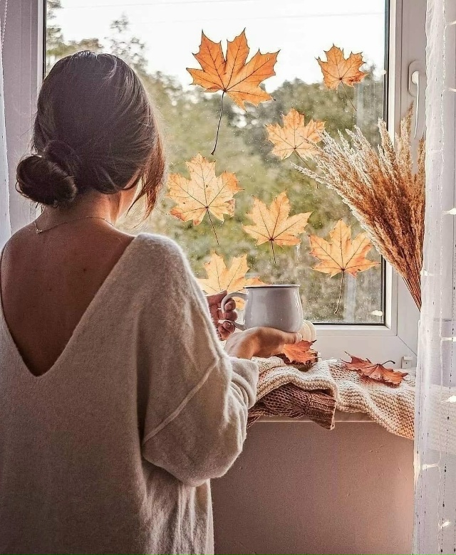 ИЩУ ХОЗЯЙКУ ДЛЯ ПОДКАБЛУЧНИКА
Звонит мне несколько н...