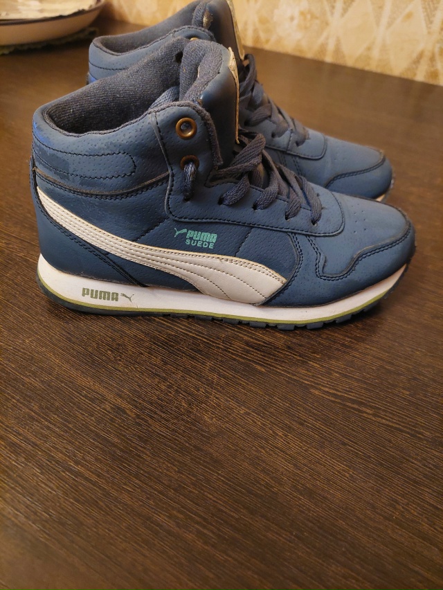 Может нужно кому,отдам бесплатно,зимние 37 размер(женск...