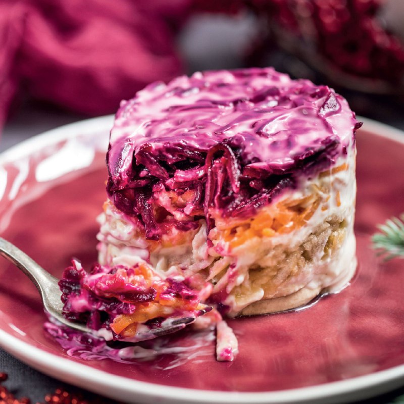 🥗 Превышение микробов в 30 раз обнаружили в «селёдке под шубой» из «Вкусвилла» и «Ашана», — Shot
Вс