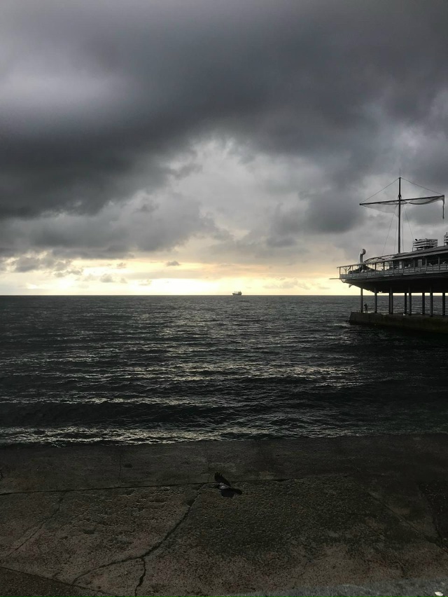 Ялта перед дождем 🤍