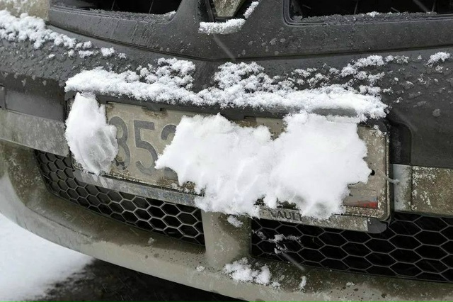 🚘 Водителей будут лишать прав за скрытые номера машин...