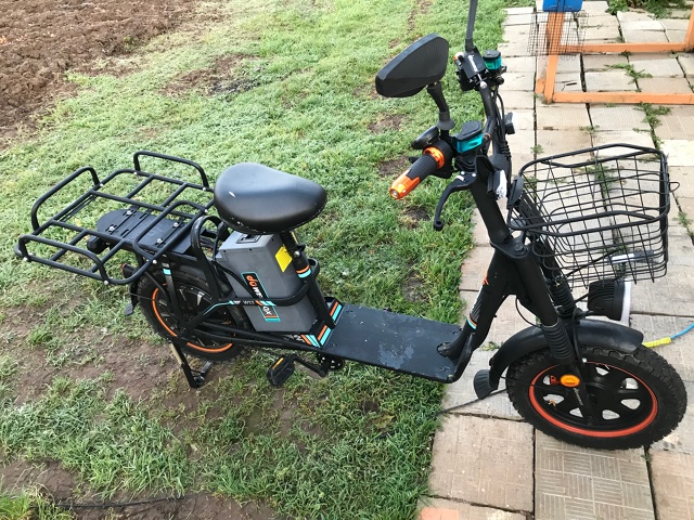 Ребята поехали на работу , по дороге у д. Веняиха на обо?...