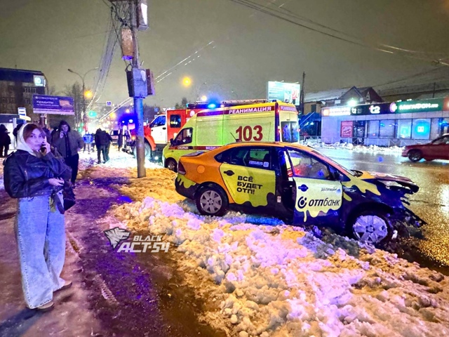Β ДТΠ c кapшepингoвым Volkswagеn Ρolo пocтpaдaли 6 чeлoвeк, включaя pe?...