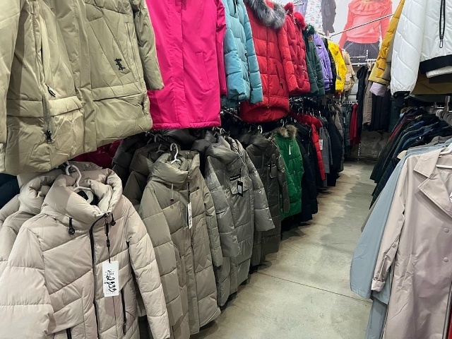 Магазин «Мир Одежды и Обуви» объявляет о своём закрыти...