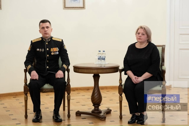 🎖 Медаль «Золотая Звезда» вручена семье героя
Глава ?...