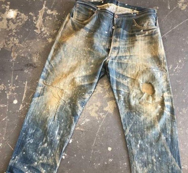 Пара джинсов Levi’s 19-го века! Джинсы нашли в заброшенной...