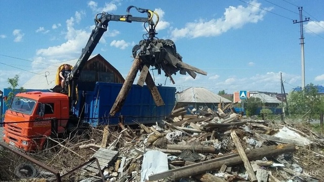 Вывоз мусора. Вывоз веток. Вывоз,слом ветхих построек . ...