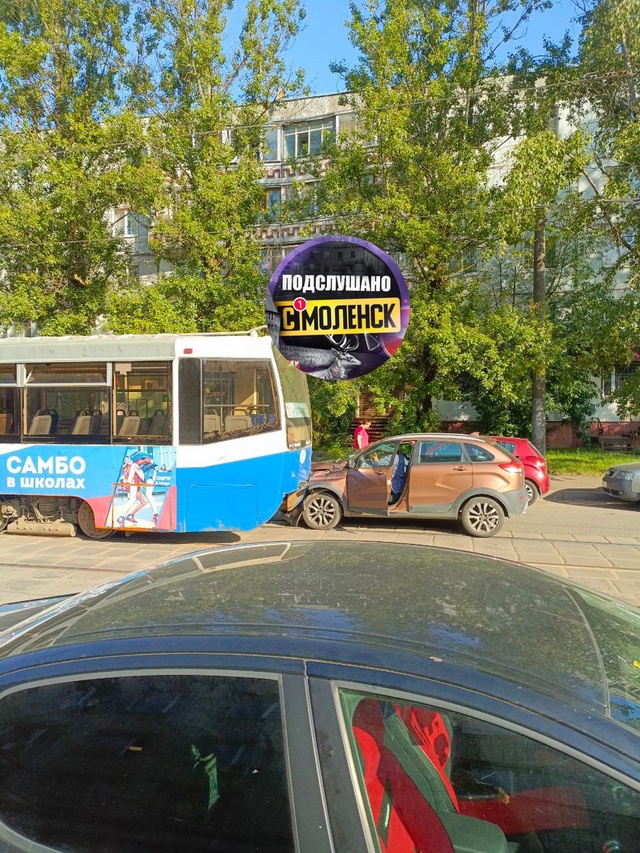Понедельник – день тяжелый для трамвайного движения.
...