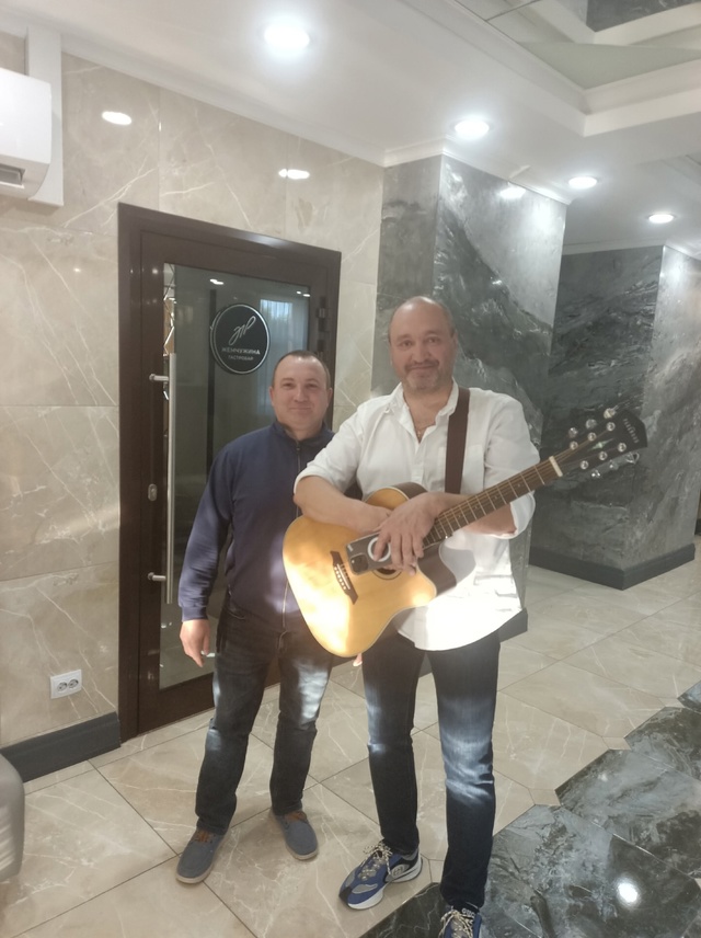 Встретил в гостинице Жемчужина Севера в Вельске
Кто уз...