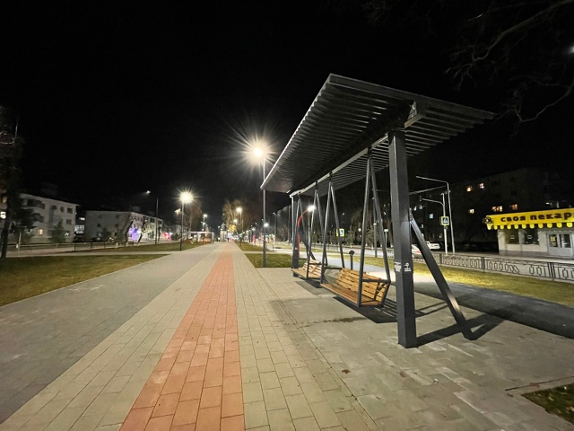 Нормально же благоустроили аллею, че вы обсираете все ?...