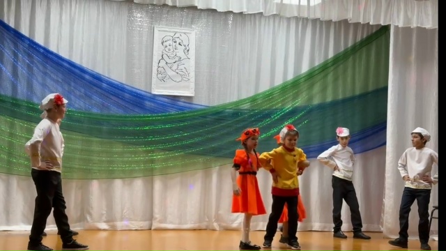 30 ноября в сельском клубе посёлка Угольный прошёл конц...