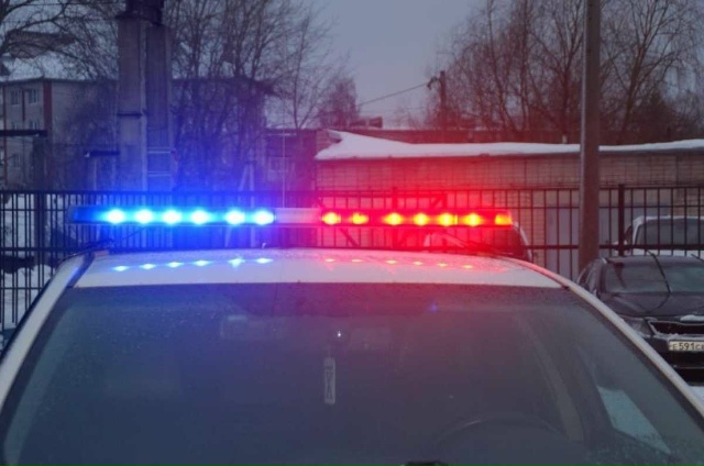 В Окуловке водитель «Хендая Солярис» без прав в 10 раз п...