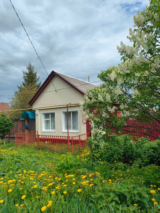 Продаю жилой дом, площадью 30 квм,все коммуникации цент?...