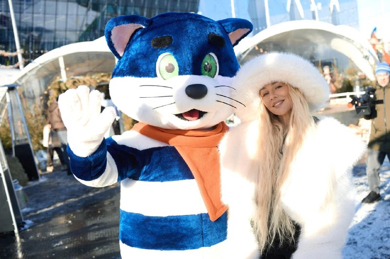 Девочки, найден идеальный рецепт выходного дня: «Логика молока» и by Pinsky &amp; Co устроили Маслен