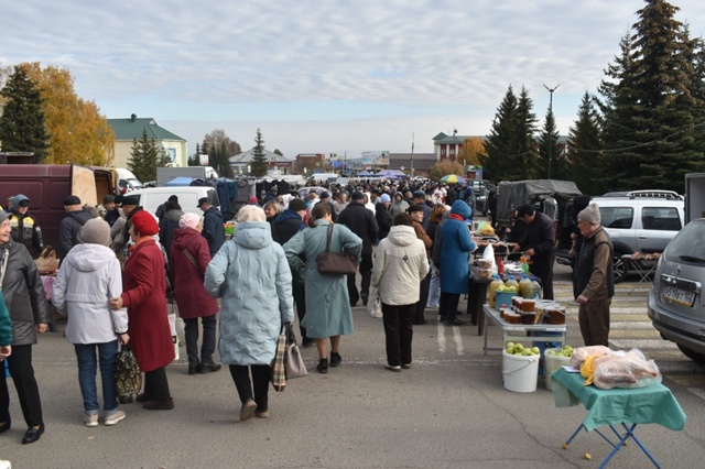 ???2 НОЯБРЯ на центральной площади с. Месягутово пр?...
