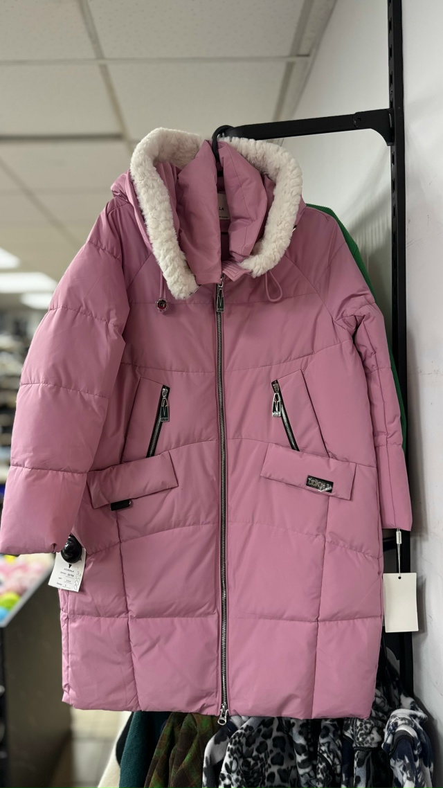 ✨Удлиненные куртки в нашем магазине ❤️
-можно надеть ...