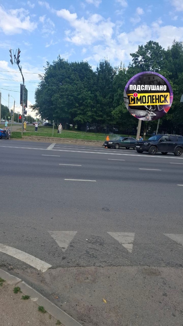 ‼Два автомобиля столкнулись на проспекте Гагарина, - с...