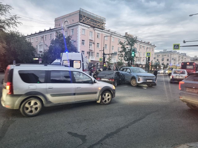 💥 Страшное вчерашнее ДТП на неблагополучном перекрес...