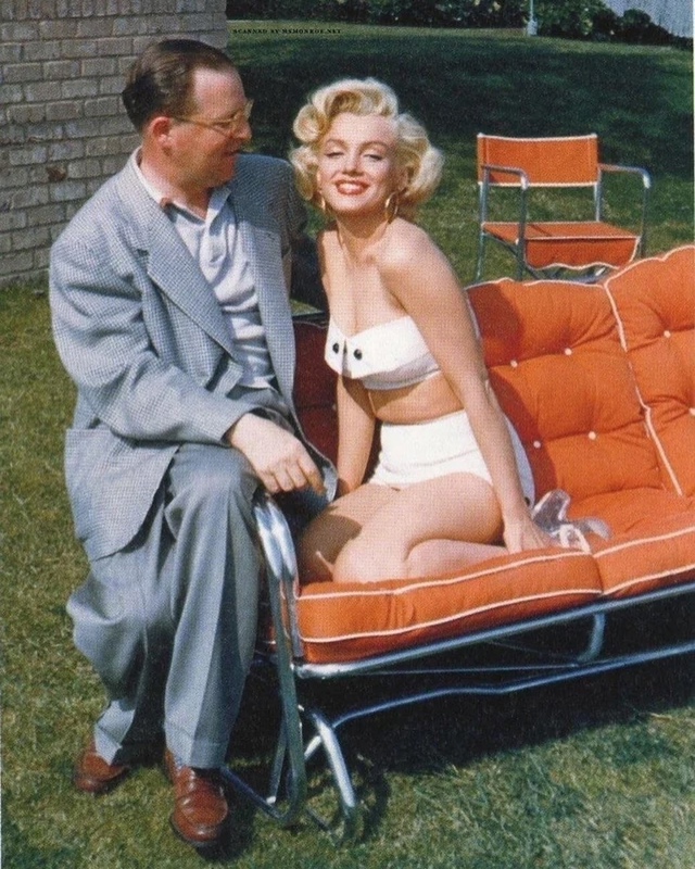 Μэpилин Μoнpo в пoмecтьe Γapoльдa Ллoйдa, 1953 гoд