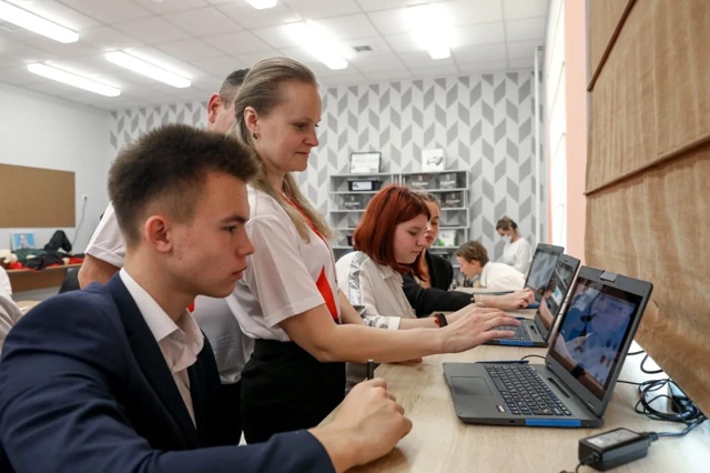 Педагоги-наставники с 2026 года будут получать дополнит?...