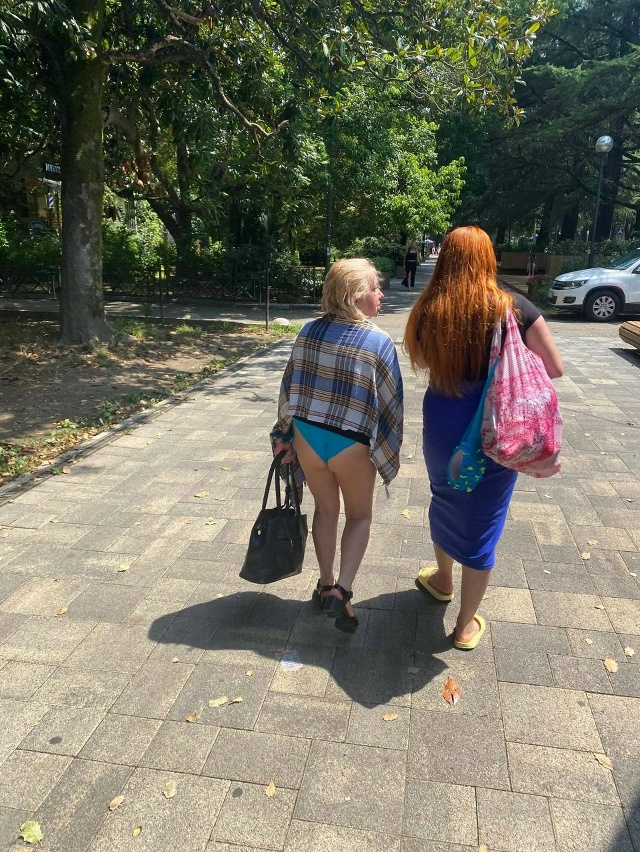 Улица Парковая на связи
Подскажите ей, что она где-то п...
