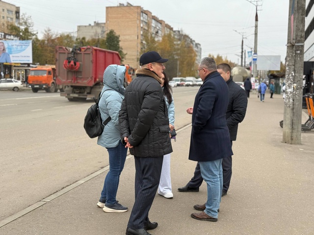 🤢В Смоленске продолжают искать источник зловонного з...