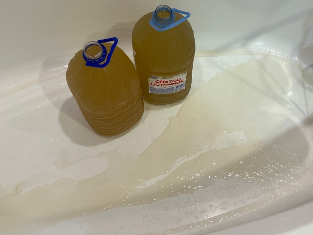 Доброе утро)
Вот такая прекрасная и чистая вода, 1 мкр, а...