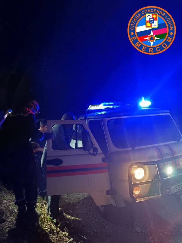 Пенсионер едва не погиб в лесу Сочи
Ночью 31 июля 64-летн...