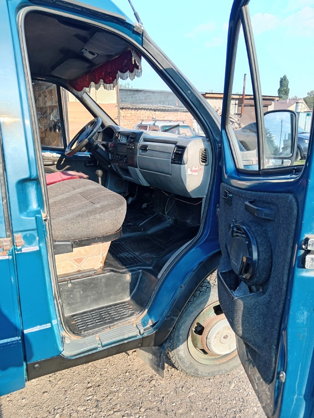 Продам 2005г.в инжектор 405 мотор цена 225торг 89228376006